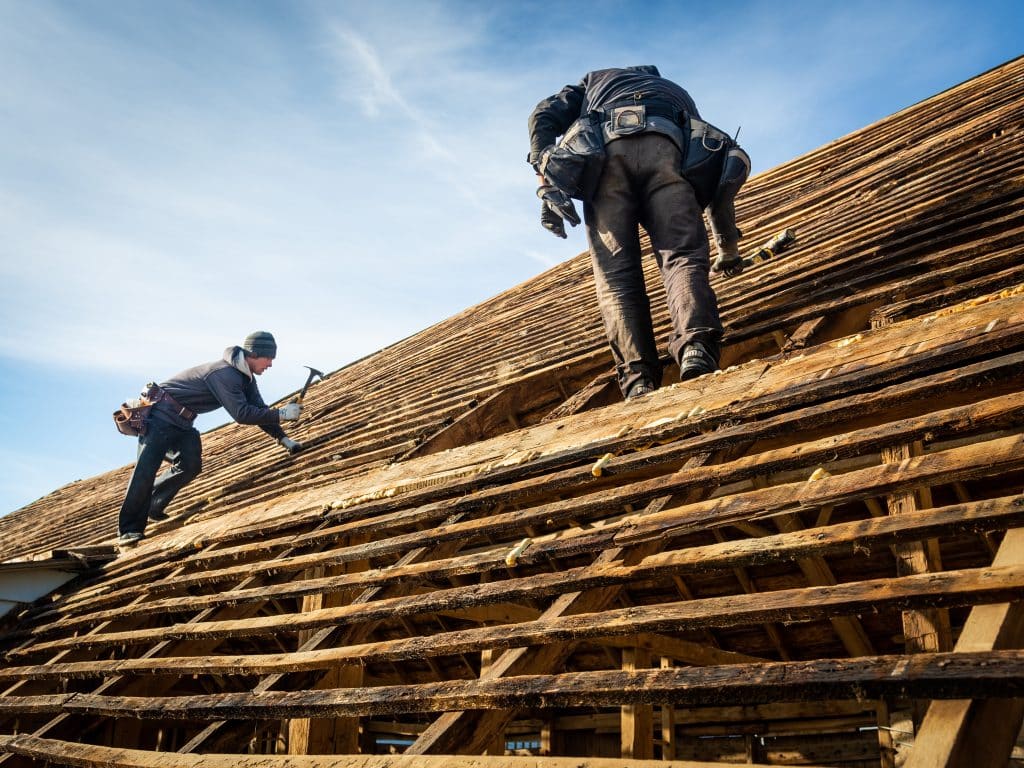 roof deck under repair